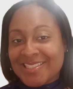 Dionna Steeple, Therapist