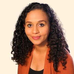 Margarita Baez, Therapist