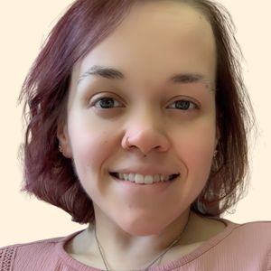 Carley Soule, Therapist