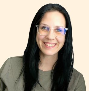 Kimberly Vance, Therapist