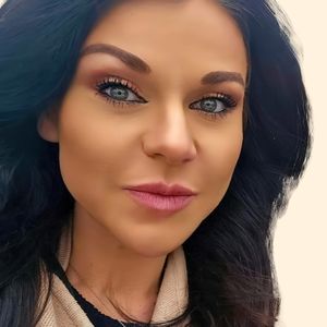 Brittany Ramirez, Therapist