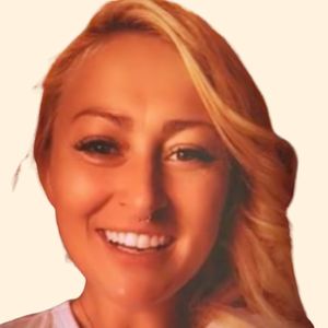 Lindsay Plumer, Psychologist