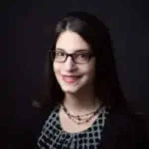 Zareen Bhandara, Therapist