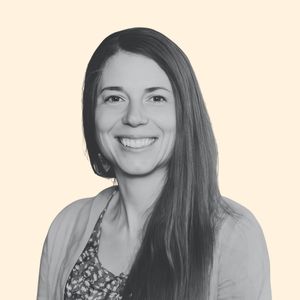 Kristen Nelson, Therapist
