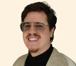 Tyler Kackley, Therapist