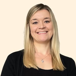 Julie Waseleski, Therapist