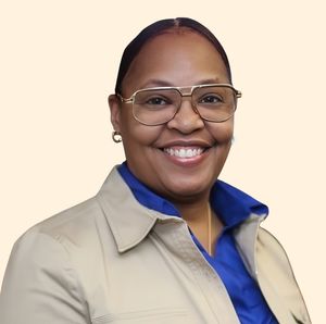 Karolyn Webster, Therapist