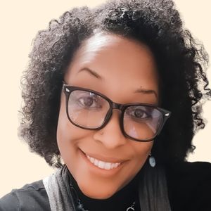 Lakita Richardson, Therapist