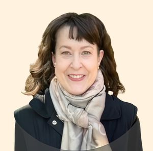 Sandra Armendariz, Therapist