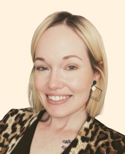 Angela Robles, Therapist