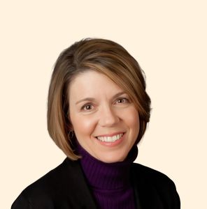 Jennifer Arkwright, Therapist