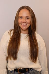Riley Goulet, Therapist