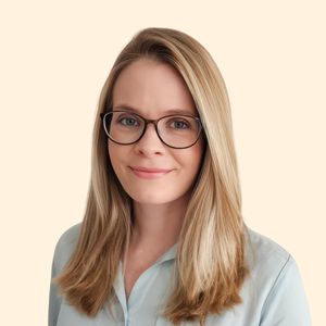 Abigail Forni, Therapist