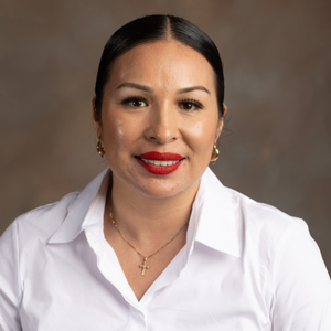 Cynthia Lopez Herrera, Therapist