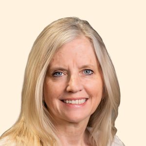 Stephanie Tsoris, Therapist