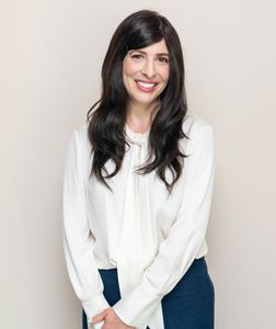 Meagan Maas, Psychiatrist