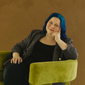 Dannielle Davis-Trauernicht, Therapist