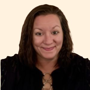 Michaela Cook, Therapist