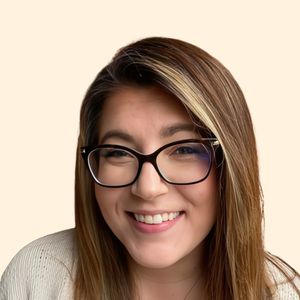 Mikaela Morcombe, Therapist