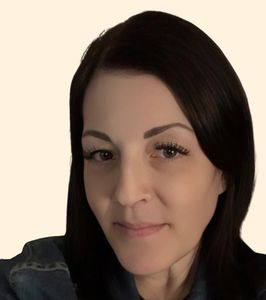 Tracey Tillinghast, Therapist