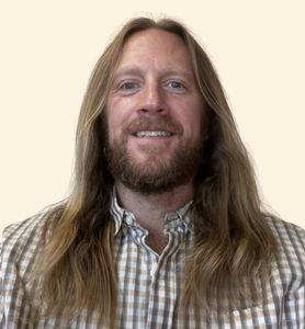 Aaron Jacklin, Therapist