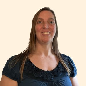 Dawn Rife, Therapist