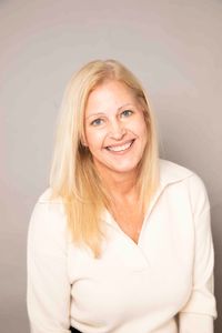 Kelly Hunter, Psychologist