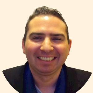 Dennis Coppola, Therapist