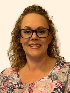 Amber Jelinek, Psychologist