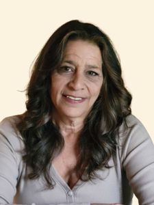Toni Labarbera, Therapist