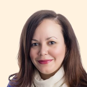 Lysette Herrera, Therapist