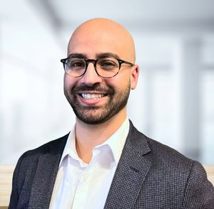 Eitan Sheena, Psychiatrist