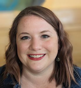 Kami Huff, Therapist