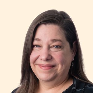 Sharon Hatrak, Therapist