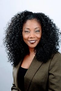 Nolana Nobles, Therapist