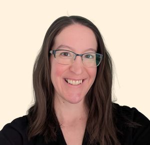 Melissa Castrovillo, Therapist
