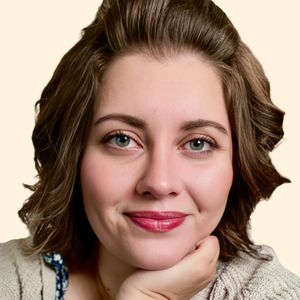 Demi Devenny, Therapist