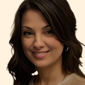 Holly Tussey, Therapist