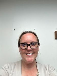 Danielle Makosky, Therapist