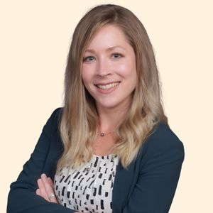 Julia Rettig, Therapist