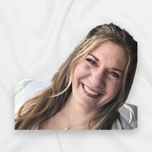 Danielle Proch, Therapist