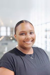 Shannon Fenceroy, Therapist