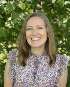 Holly Heuer, Therapist