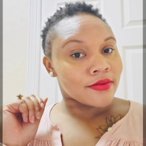 Nicole Mallory, Therapist