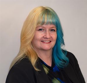Kristin Owens, Therapist