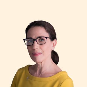 Anne Kelsey, Therapist