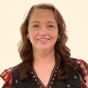 Melissa Short, Therapist