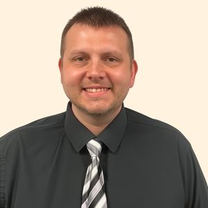 Jacob Register, Therapist