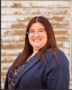 Yarelis Guzman Quinones, Psychiatrist