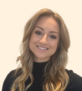 Dannielle McLean, Therapist
